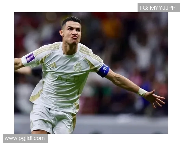 传闻终于确认！C罗正式加盟拜仁慕尼黑，签约五年